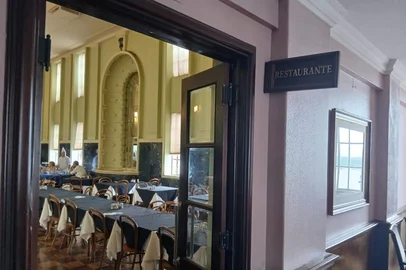 Restaurante Berna<!-- NICAID(16005008) -->
