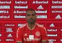 Gabriel Mercado é apresentado no Inter: "Muita vontade de trabalhar"
