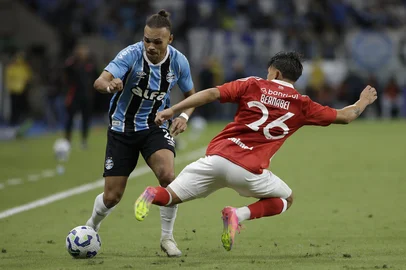 PORTO ALEGRE, RS, BRASIL - 19/04/2025 - Gre-Nal 447: Grêmio e Inter se encontram em campo, novamente, pela Série A do Campeonato Brasileiro. FOTO: MATEUS BRUXEL / AGÊNCIA RBS<!-- NICAID(16020478) -->