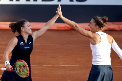 Jasmine Paolini, Sara Errani, tênis