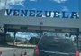 Entramos na Venezuela; veja, em vídeo, cenário de cidade próxima à fronteira com o Brasil