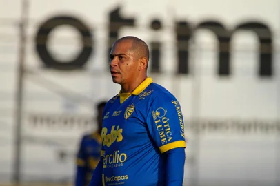 Pelotas x Novo Hamburgo, pela Copa FGF. No jogo, Walter, ex-jogador do Inter, busca retomar a carreira no PelotasIndexador: Italo Santos<!-- NICAID(15468971) -->