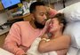 Chrissy Teigen relembra um ano da morte do filho no pós-parto: "Maior dor que poderia imaginar"
