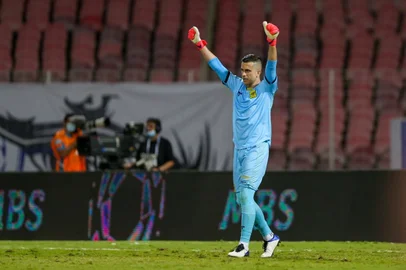 Marcelo Grohe - goleiro - Al Ittihad