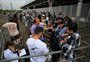 Fãs fazem fila para o show do Red Hot Chili Peppers em Porto Alegre
