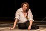 Marisa Orth apresenta em Porto Alegre a peça "Bárbara", que aborda luta contra o alcoolismo