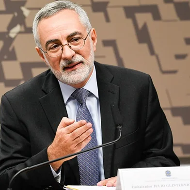 embaixador do Brasil na Argentina, Julio Bitelli<!-- NICAID(15689550) -->