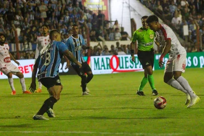 BAGÉ, RS, BRASIL, 21-01-2026: O Grêmio enfrenta o Guarany de Bagé, no Estádio Estrela D'Alva, em Bagé, em jogo válido pelo Campeonato Gaúcho. Foto: Sérgio Galvani/Guarany FC<!-- NICAID(16208991) -->