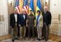 Presidente ucraniano recebe parlamentares dos EUA em Kiev