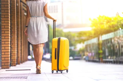 01/02/2021- Viagem, mulheres, destinos, turismo foto:  Sergii Mostovyi / stock.adobe.comIndexador: MOSTOVYEFonte: 219599430<!-- NICAID(14704040) -->
