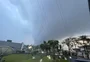 Nuvem gigante de tempestade chama a atenção pelo formato em Passo Fundo