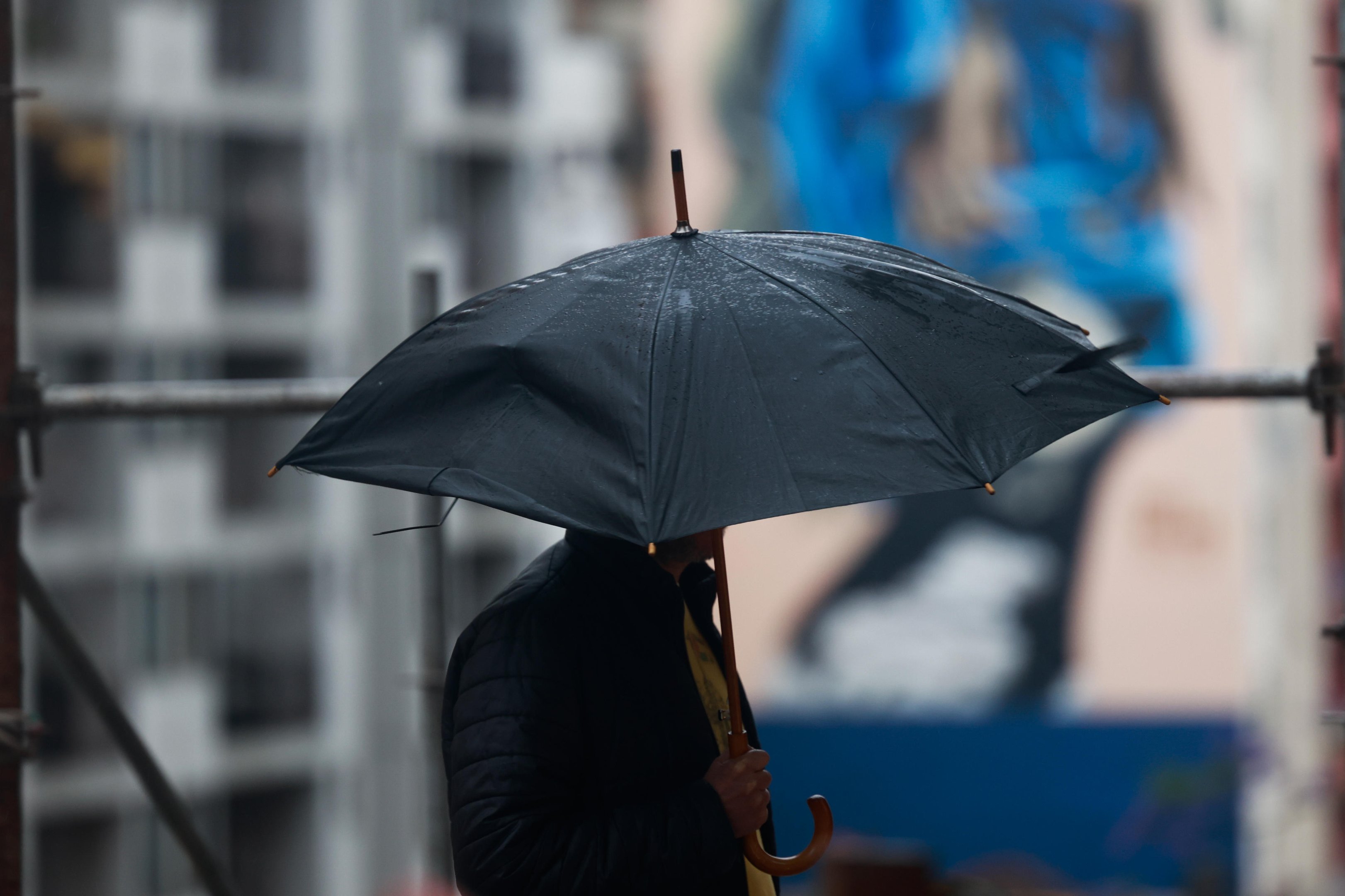 Frente Fria Gera Tempestades e Chuvas Fortes no Sul do Brasil