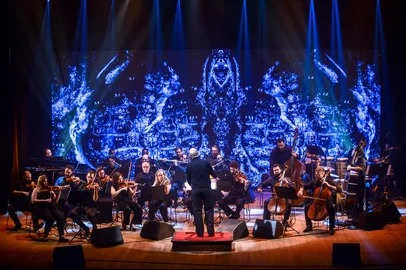 Simjazz orquestra.<!-- NICAID(16045785) -->