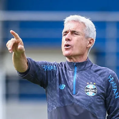 Luis Castro, Grêmio<!-- NICAID(16268572) -->