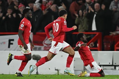 Aurier, Nottingham Forrest