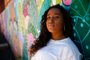 Porto Alegre, RS, Brasil - 03/10/2023 - Caderno Donna. Artistas da cena Hip Hop, Negra Jaque (túnica colorida) e Cristal (blusa branca) falam sobre a representatividade feminina. FOTO: Jonathan Heckler, Agência RBS<!-- NICAID(15558034) -->