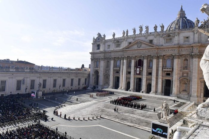 Handout / AFP / VATICAN MEDIA