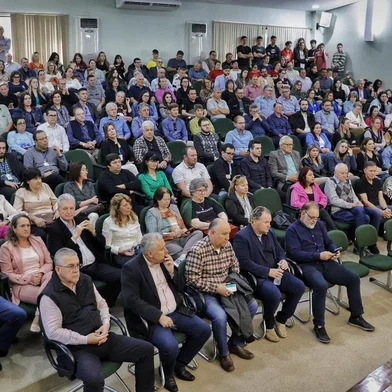 Reunião do Parlamento Regional sobre universidade federal.<!-- NICAID(15561362) -->