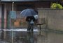 Cheia do Rio Jacuí atinge residências e dezenas de pessoas precisam sair de casa em Eldorado do Sul e Porto Alegre