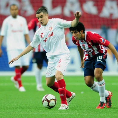 inter<!-- NICAID(16304855) -->