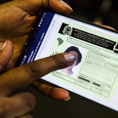 CNH Digital,Carteira de Trânsito para Celular, Carteira Nacional de Habilitação<!-- NICAID(15740419) -->