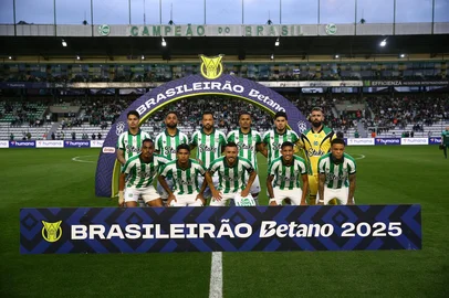 CAXIAS DO SUL, RS, BRASIL, 02/11/2025. Juventude x Palmeiras, jogo válido pela 31ª rodada da série A do Campeonato Brasileiro 2025 e realizado no estádio Alfredo Jaconi. (Porthus Junior/Agência RBS)<!-- NICAID(16159072) -->