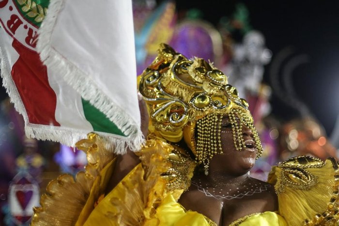 Escola de Samba Fidalgos e Aristrocratas foi a primeira a se apresentar na noite deste sábado