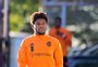 Inter resiste em liberar Luiz Adriano, sondado por clube da Arábia Saudita