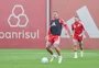Inter tem dúvidas na formação do ataque para o Gre-Nal 454