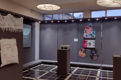 Especialização em Artes Visuais: Pensamento e Produção Contemporâneos da UCS<!-- NICAID(15774477) -->