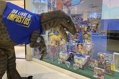 Impostossauro estará presente nas ações do Dia Livre de Impostos em Caxias do Sul<!-- NICAID(16046993) -->