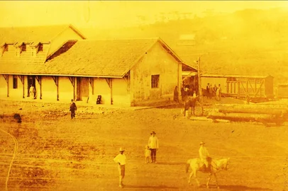 Estação de trem de Canela nos anos 1920<!-- NICAID(15591231) -->