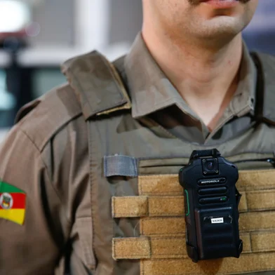 Policiais da Brigada Militar começam fase de testes de câmeras corporais.<!-- NICAID(15080873) -->