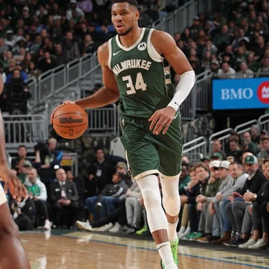Giannis Antetokounmpo, basquete, NBA, Milwaukee Bucks