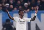 Ancelotti defende Vini Jr após expulsão: "É difícil ser Vinicius e aguentar o que ele aguenta"