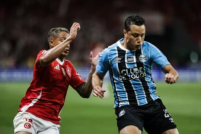PORTO ALEGRE, RS , BRASIL, 25-01-2026: Internacional x Grêmio, clássico GRE-NAL número 449, válido pela quinta rodada do Gauchão 2026, realizado no estádio Beira-Rio. Foto: Renan Mattos/Agência RBS<!-- NICAID(16211446) -->