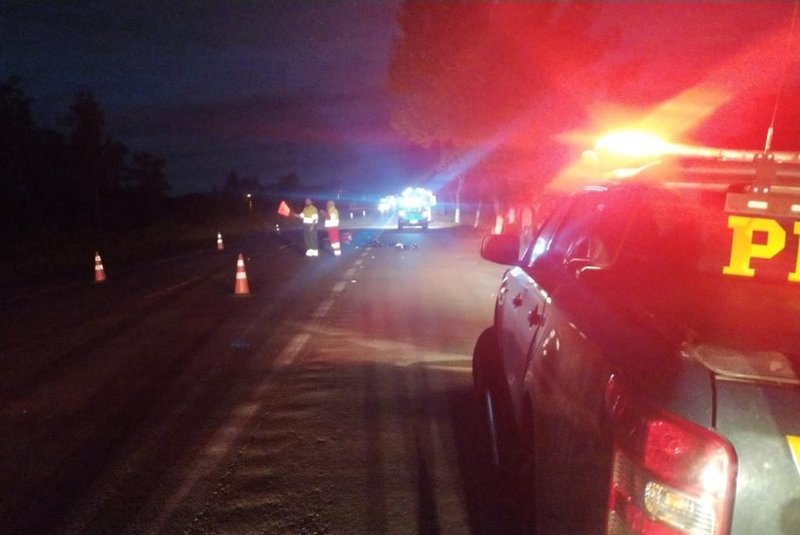 Adolescente de 15 anos morre após queda de motocicleta na BR-116, em Cristal.<!-- NICAID(15397324) -->