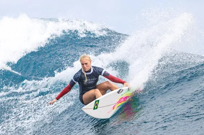 Jogos Olímpicos de Paris 2024, treino dos surfistas brasileiros em Teahupoʻo, Taiti, na Polinésia Francesa.   Na foto, Tatiana Weston-Webb.<!-- NICAID(15824121) -->