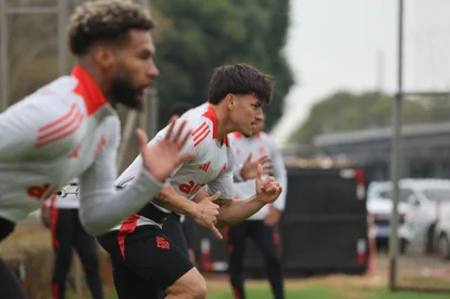 Bernabei no treino do Inter