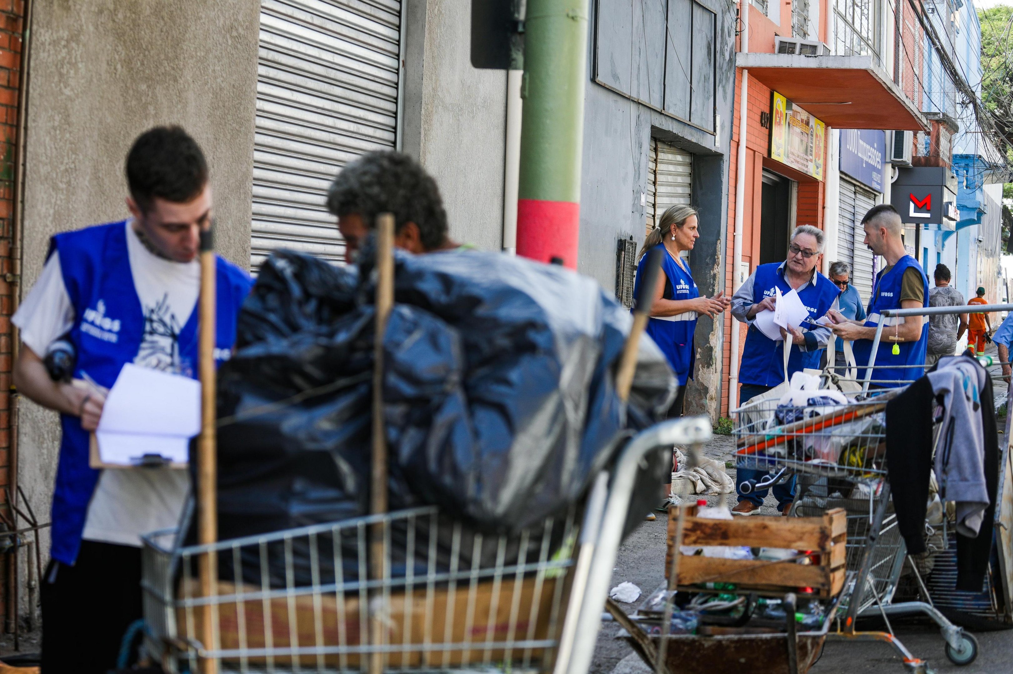 Prefeitura e UFRGS iniciam levantamento para atualizar censo da popula&ccedil;&atilde;o de Porto Alegre em situa&ccedil;&atilde;o de rua