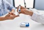 Diabetes tende a piorar na terceira idade; saiba quais são os principais cuidados