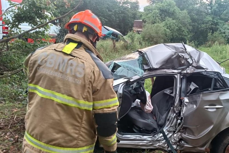 Um idoso de 70 anos morreu em um acidente na manhã desta quarta-feira (15) na BR-285 em Panambi, na região noroeste.<!-- NICAID(15598048) -->