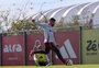 As opções de Roger para substituir Bruno Tabata contra o Fortaleza
