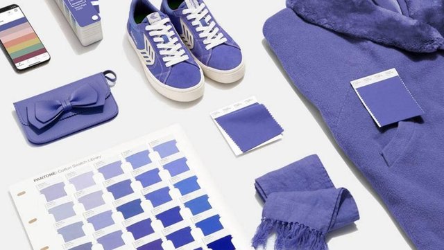 violeta very peri, pantone, 2022<!-- NICAID(14978808) -->
