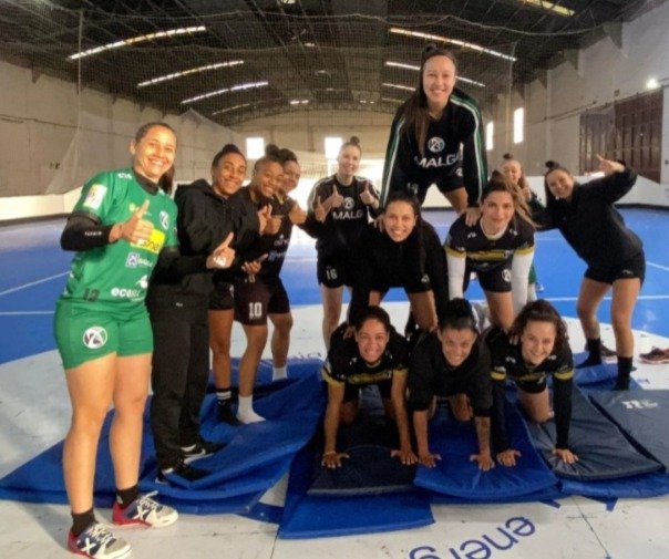 Malgi segura o melhor time da Liga Nacional feminina e pontua em ...