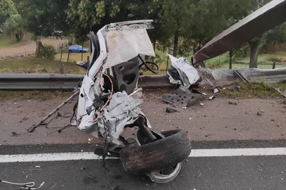 Homem morre em acidente na BR-470, em Nova Prata.<!-- NICAID(16000313) -->