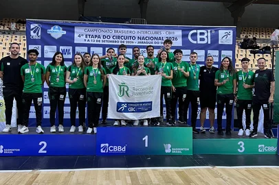 O Badminton do Recreio da Juventude encerrou nesse domingo (13) sua participação na IV Etapa do Circuito Nacional de Badminton, em Jaraguá do Sul (SC), com uma campanha histórica. Foram 19 medalhas conquistadas.<!-- NICAID(16365342) -->