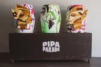 Wine Locals lança Pipa Parade 2026 e apresenta a primeira obra da exposição, assinada pelo artista Jonathan de Leon Peres, o @jotapepax. <!-- NICAID(16165550) -->