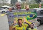 Fãs de Neymar fazem plantão no primeiro dia de treino da Seleção Brasileira para a Copa