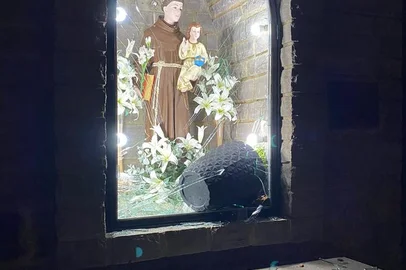 Capitel de Santo Antônio e velário são depredados no bairro Alfândega, em Garibaldi <!-- NICAID(15454123) -->